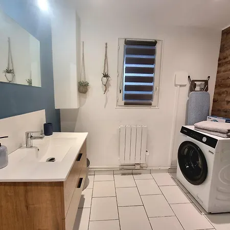 Le Dilly - Rez-de-chaussee Avec Jardin Clos Appartement