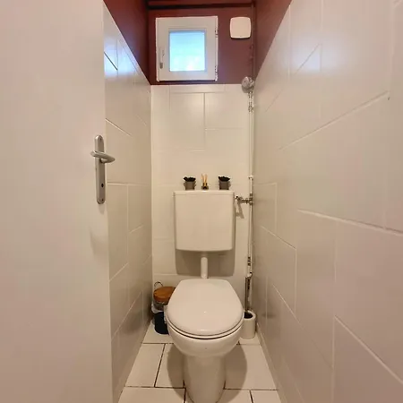 Le Dilly - Rez-de-chaussee Avec Jardin Clos Appartement